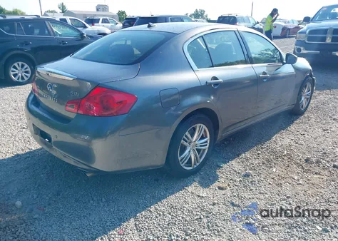 2013 Infiniti G37X из США, поврежденный, VIN JN1CV6AR6DM766489